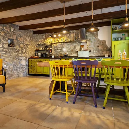 Rustic Stonehouse With Jacuzzi Holiday home Bajcici